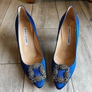 Manolo Blahnik satin pumps